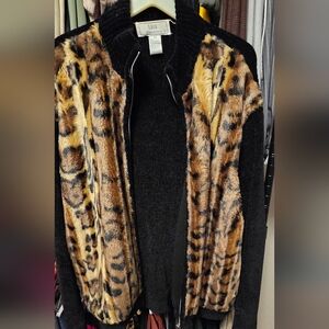 EUC Lisa International Black and Leopard Print Faux Fur Zip Up Sweater Sz XL